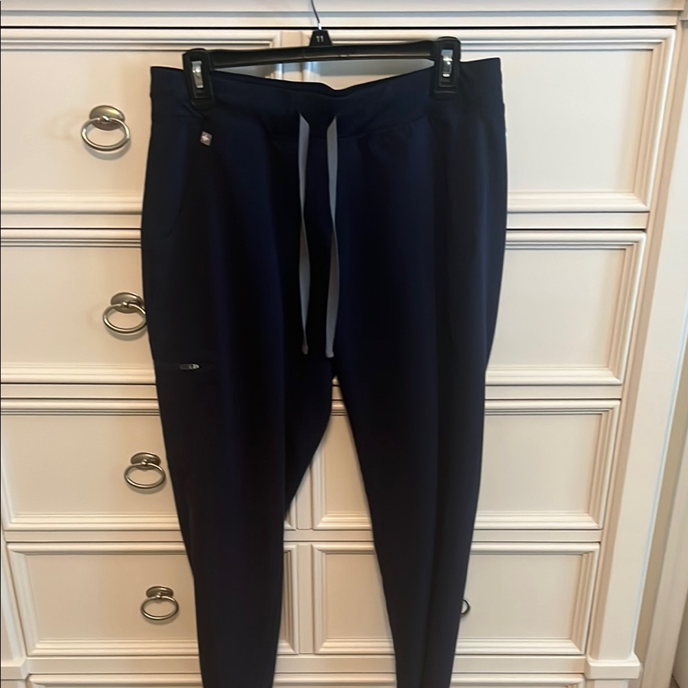 Figs navy blue Zamora jogger medium petite